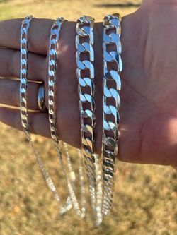 TWO 24” CUBAN LINK
