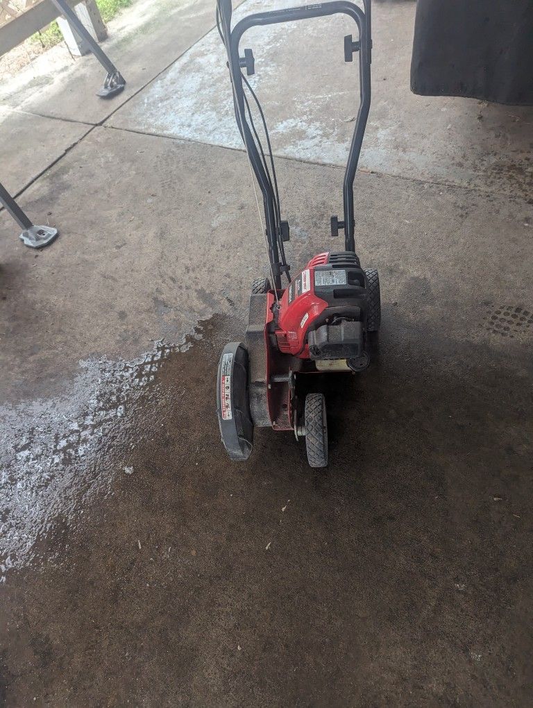 TroyBilt Edger for Sale in Zephyrhills, FL OfferUp