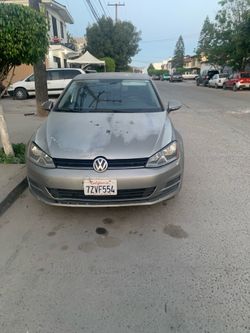 2016 Volkswagen Golf