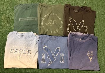 Men’s American eagle t-shirts size large bundle