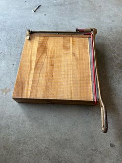 Ingento no 4 vintage paper cutter