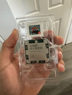 Ryzen 5 7600 6-Core, 12 Thread Unlocked Desktop Processor With CUP cooler, Heatsink Fan