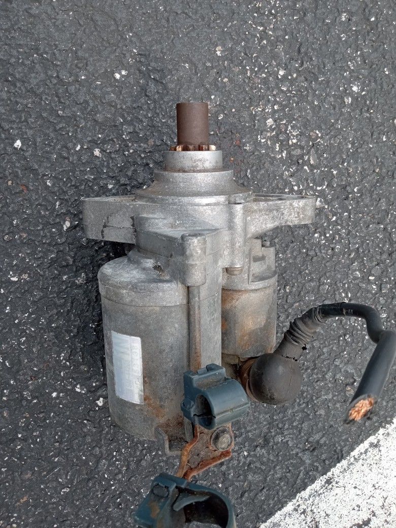 Toyota Starter