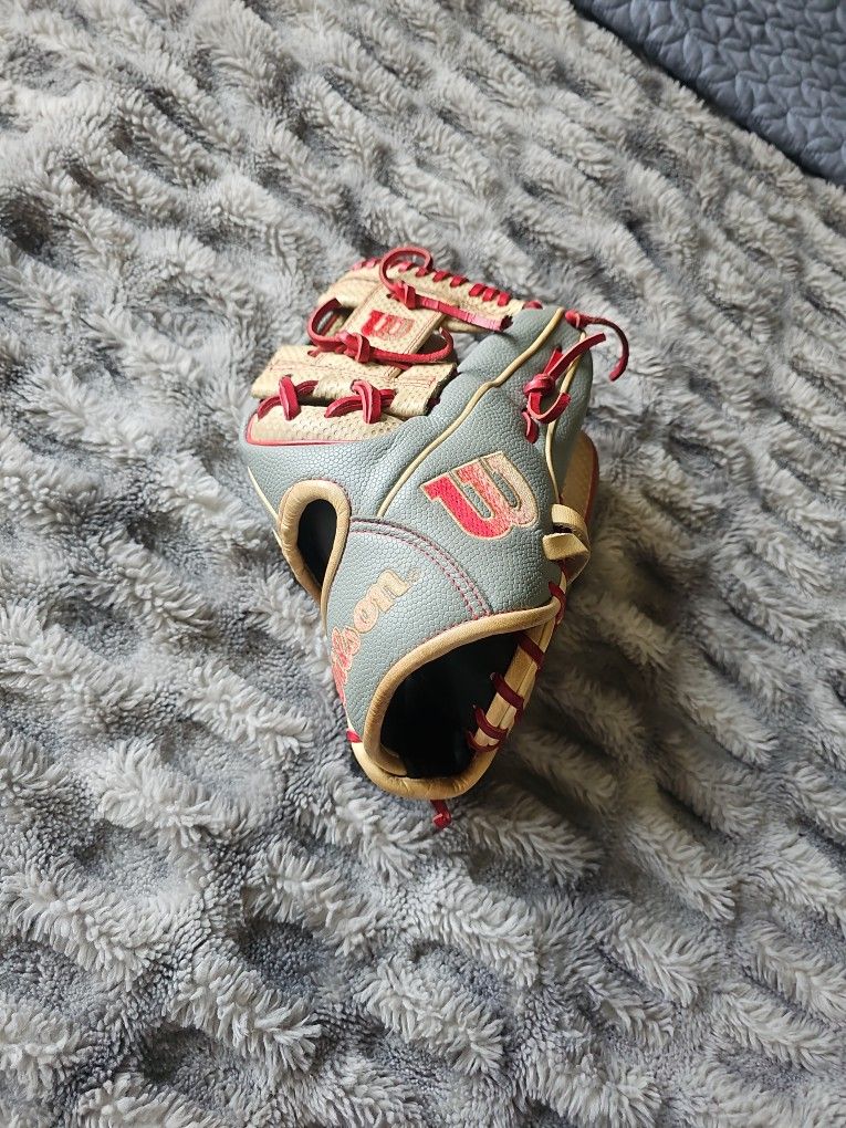 Wilson A2000 Glove