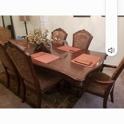 Dinning Table&Chairs/New TV Stand  