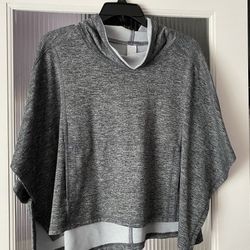 grey top