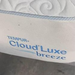 Cloud top luxe breeze