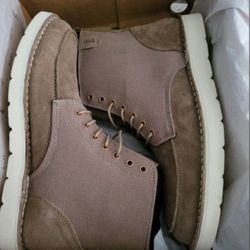 Mens Boots Size 9 Brand New In Box 