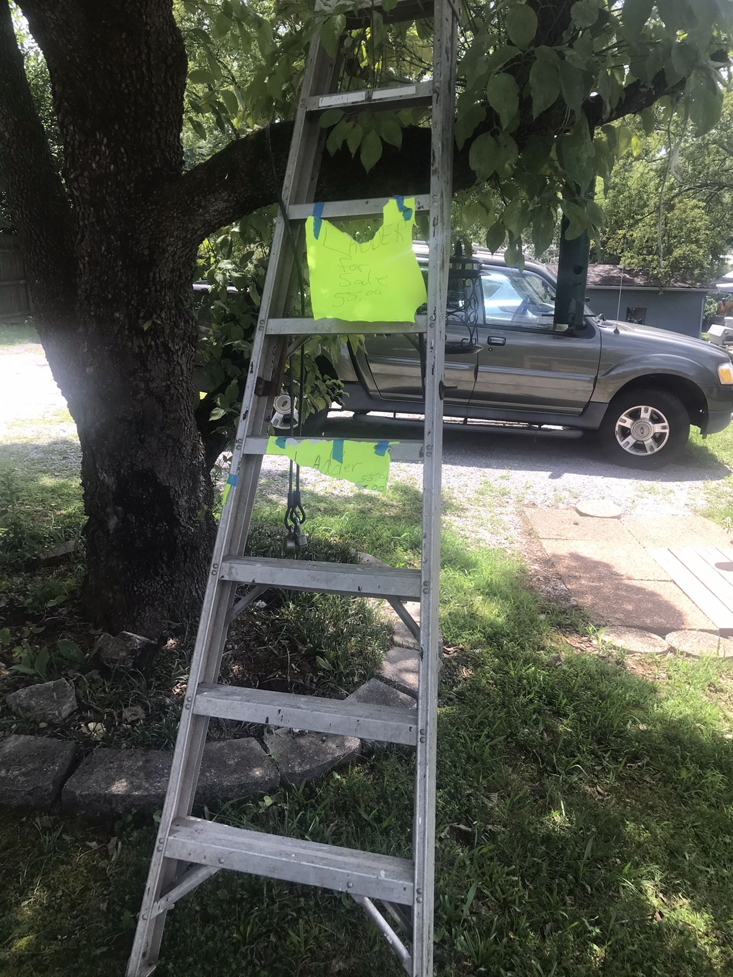 8ft Aluminum Ladder