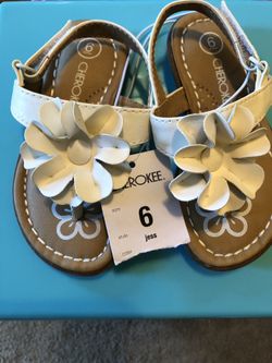 New White never worn size 6 toddler girl Sandals shoe Price Firm