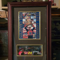 NASCAR 2001 Jeff Gordon Championship display case with hinged front, photo, plus-64th St & Bell