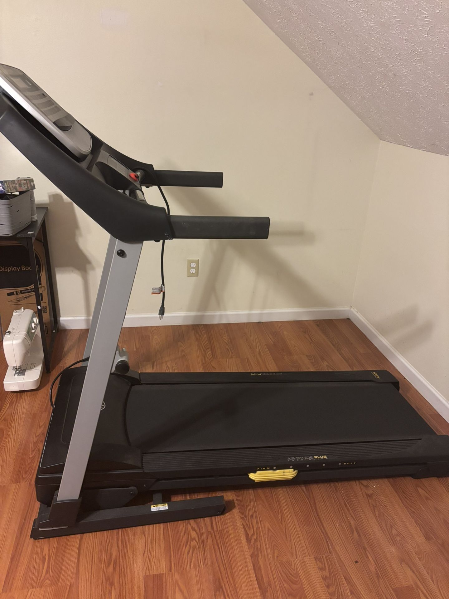 Gold’s Gym Trainer 430i Treadmill