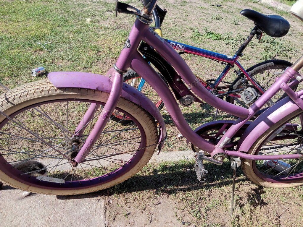 Cruiser Huffy Pink bicycle 