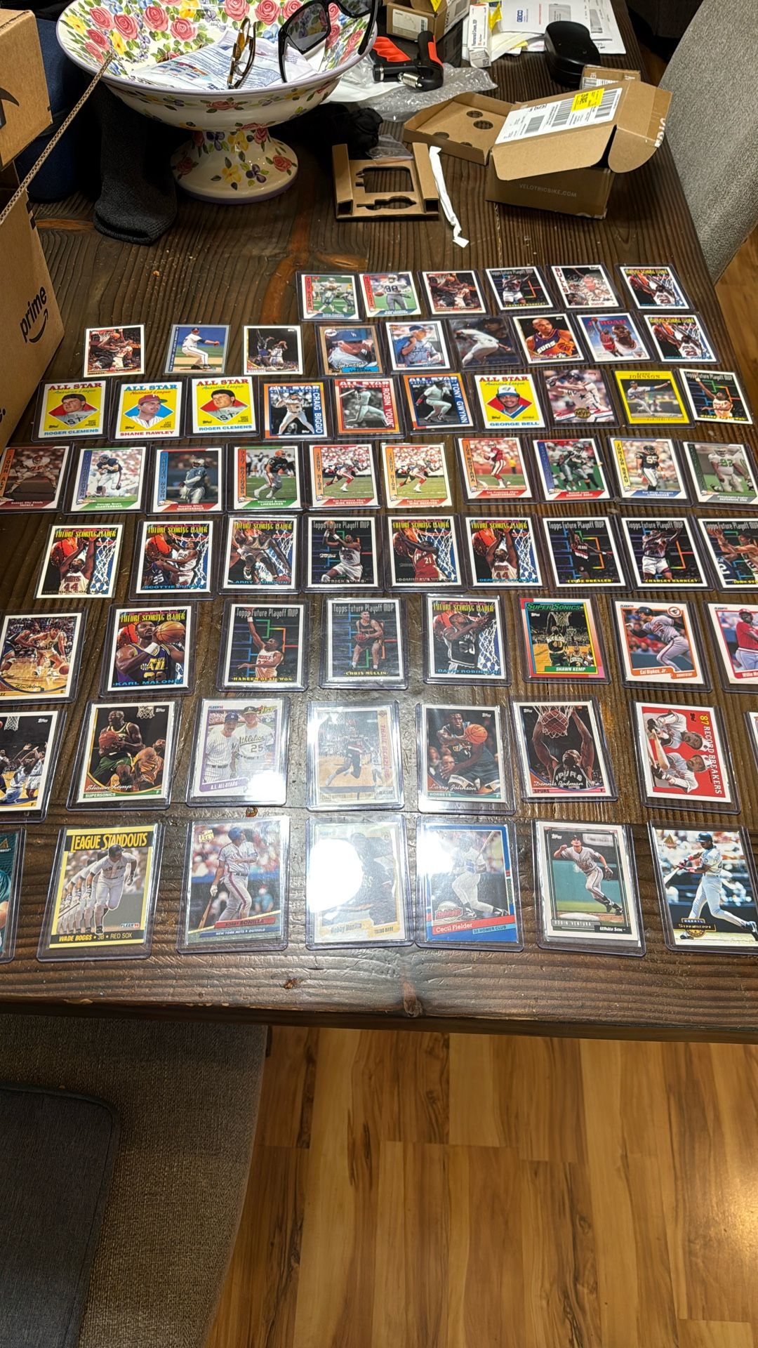 Over 250 Pristine Sleeves And Cases Superstar Baseball And Basketball Cards