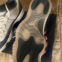 Jordan 11 Low Diffused Blue