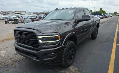 2021 RAM 2500 Laramie Night Edition 4x4 6.7 Cummins Diesel