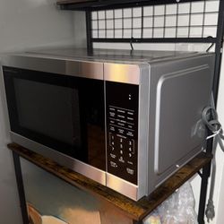 Microwave