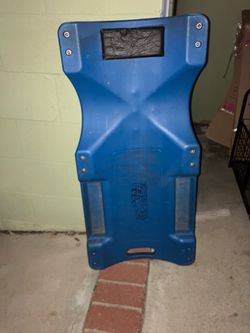 Blue automotive creeper