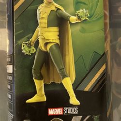 MARVEL CLASSIC LOKI FIGURE NEW