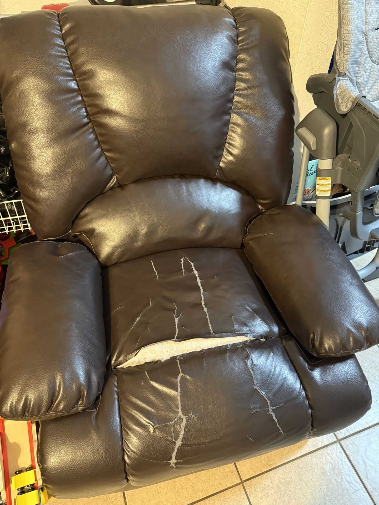 FREE RECLINER