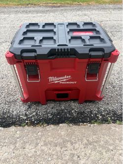 Miluwakee Packout XL Tool Box