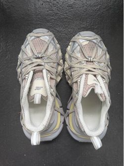 Balenciaga 3XL size 40