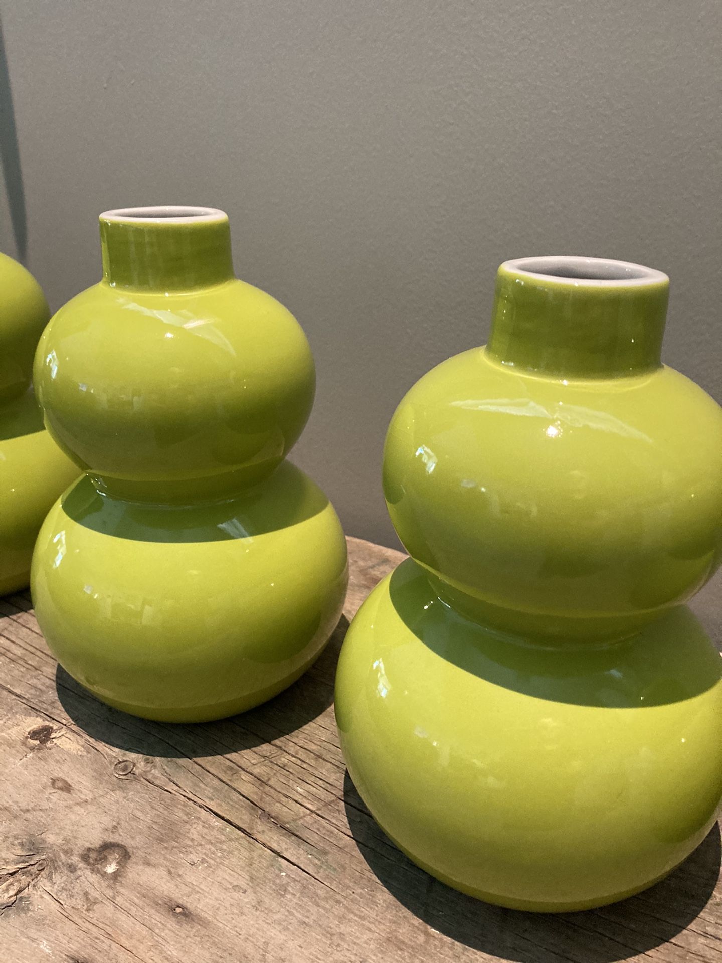 Crate & Barrel Yoko Flower Vases (qty 7) Lime Green
