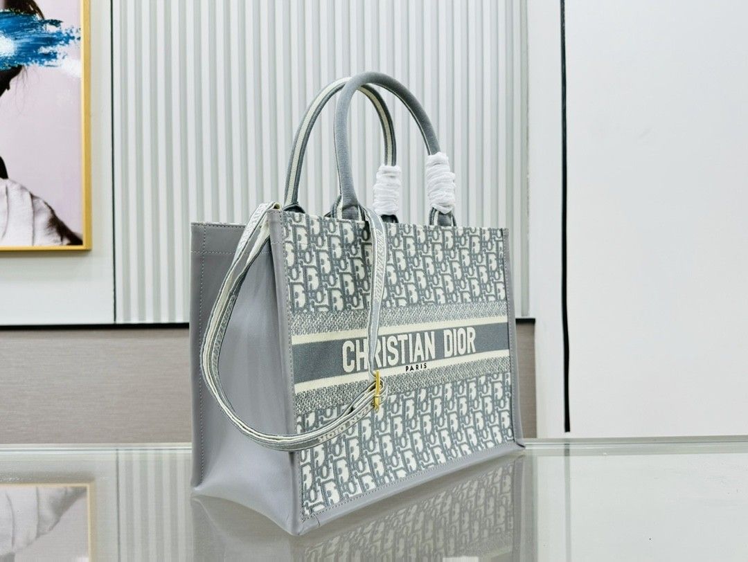 a band-name bag