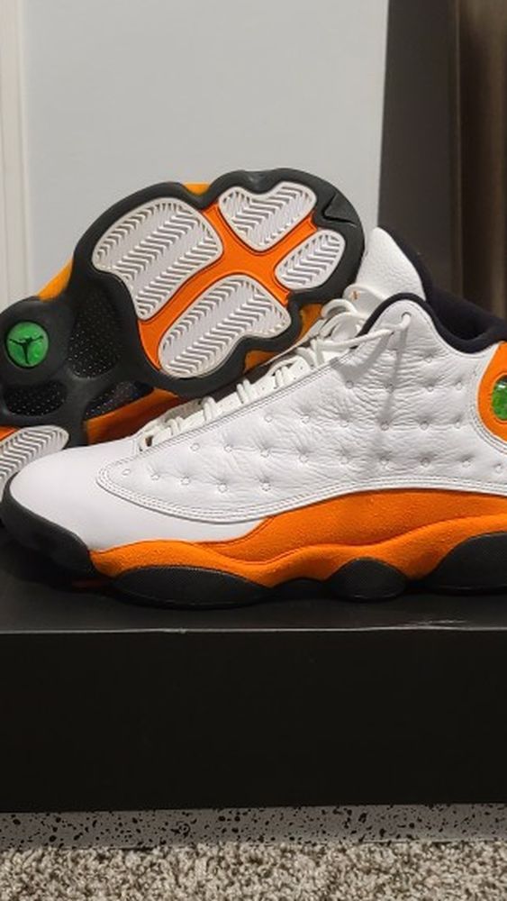 Jordan 13s" Starfish " Size 9.5 Excellent Condition
