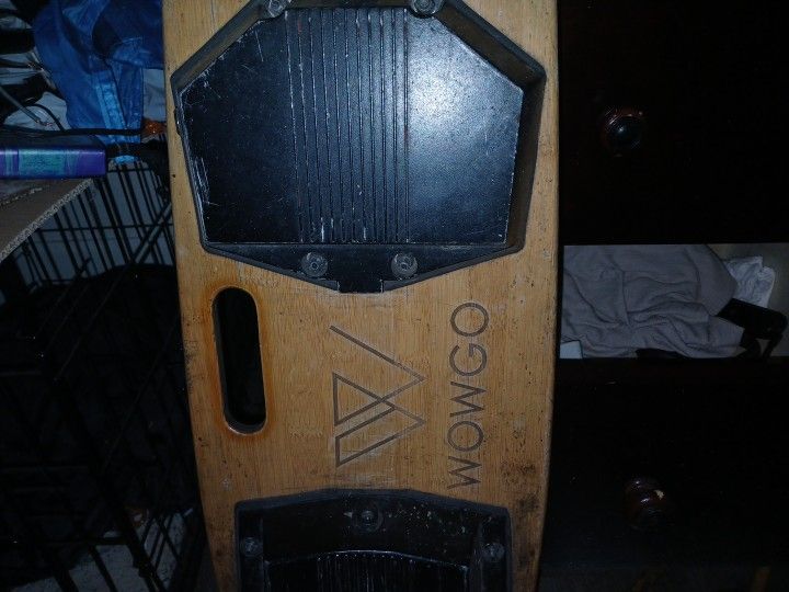 Wowgo Electric Skateboard With Wireless Hand Controller