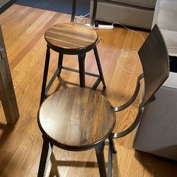 2 bar chairs