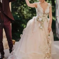 Sheer Neck Sleeveless Tulle Long Wedding Dress With Flowers Prom Dresses