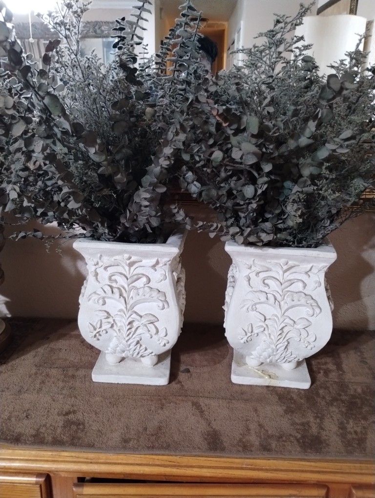 Matching  Vases For Artificial Plants 