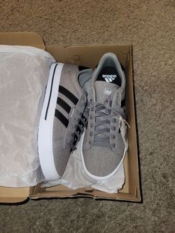 Adidas daily 3.0 size 8.5