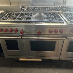 Wolf 48”Wide Dual Fuel Range Stove In Stainless Steel 