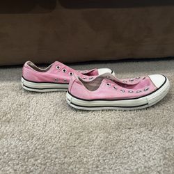 Low Top Pink All Stars Converse 