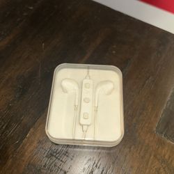 Bluetooth Earbuds