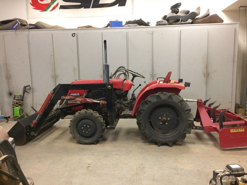 Shibaura 1540 Diesel Tractor 4x4 3 Point Hitch, PTO