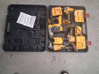 7 peice *Dewalt tool combo kit