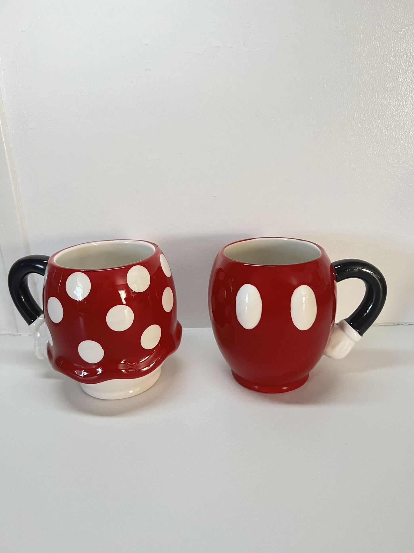 DISNEY Mickey Mouse LARGE Red Coffee Mug Cup w/Hand & Arm, by Zak Desig  2 pieces 