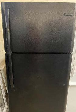 Frigidaire Top Mount Black Refrigerator Fridge
