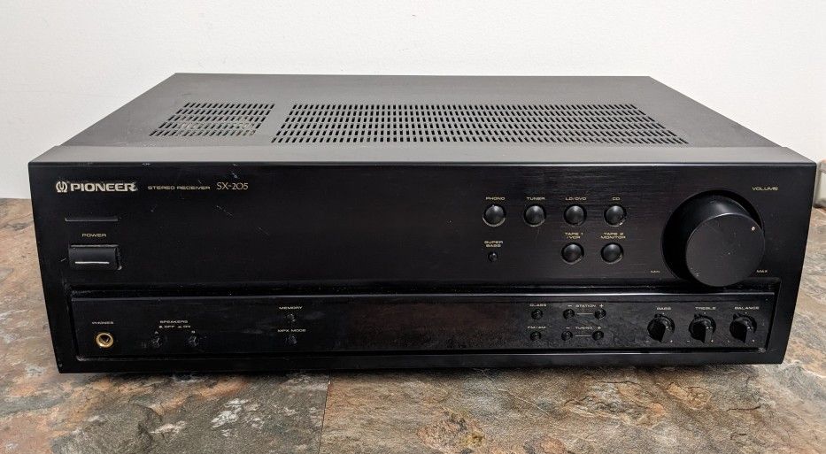 Pioneer Stereo Receiver Model SX 205