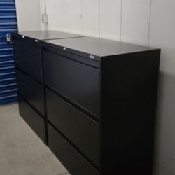 Metal File Cabinet With Key By Uline $150 Each 