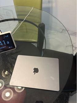 Mac book m2