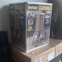 Bayou Classic 44 Quart Stainless Cooker Kit Boiler And Homebrew Kit , Retail $275