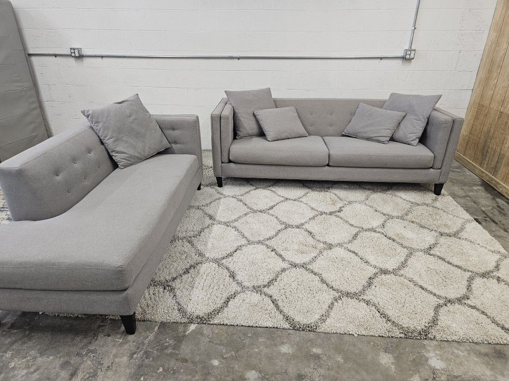 Like New Designer Sofa Set