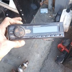 Pioneer B.T. Radio