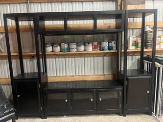 Free Black Entertainment Unit!