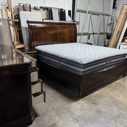 King Bed With Dresser And Mattress $499