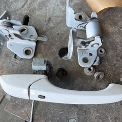 18/20 Jeep Grand Cherokee Passanger Door Panel